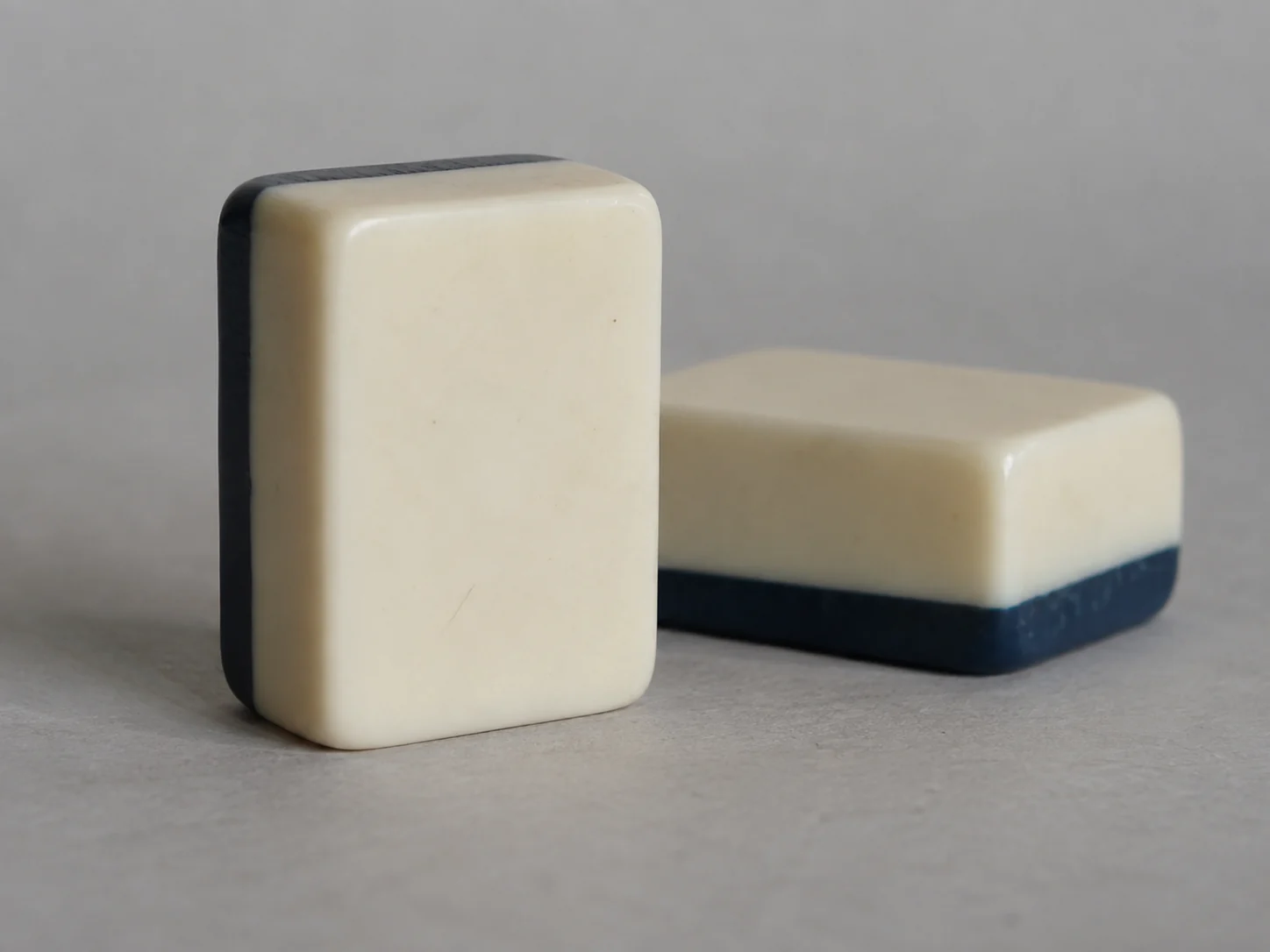 Jokers, blanks and spare tiles: prevent American mahjong set confusion — illustrative editorial photograph