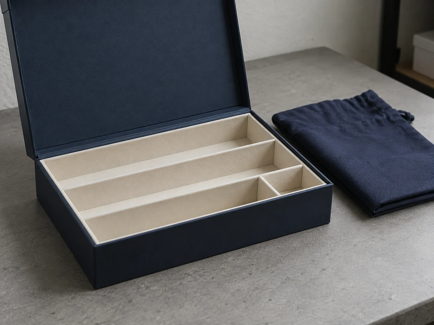 Custom mahjong packaging: bags, boxes and fitted inserts — illustrative editorial photograph