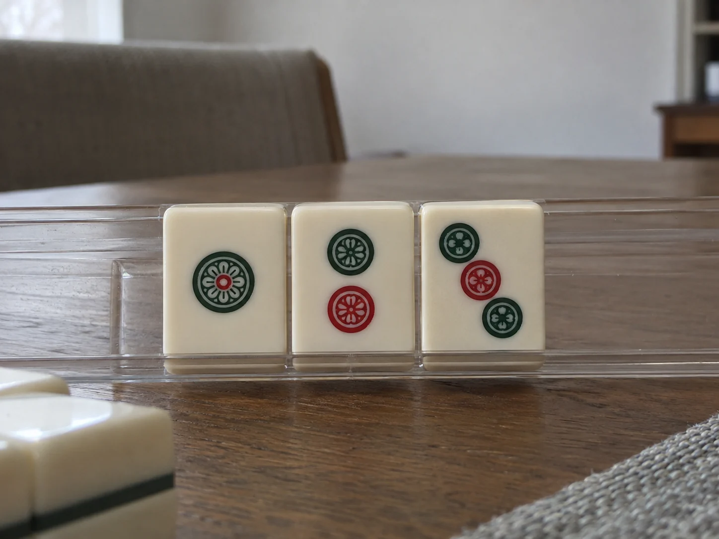 What makes a premium mahjong set worth buying? Start with readability and fit — illustrative editorial photograph